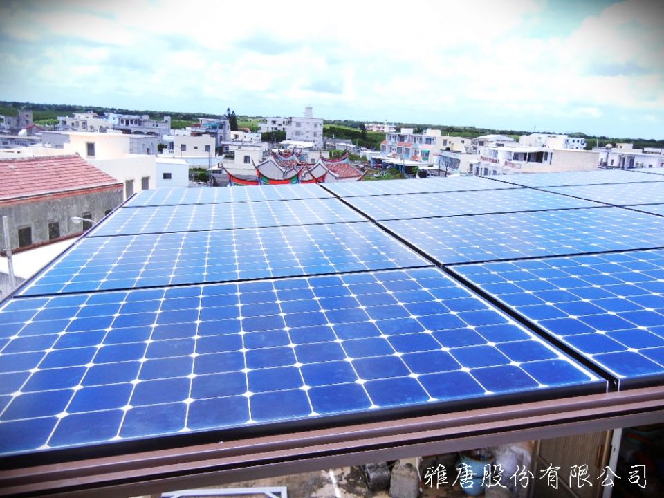 發電太陽能板｜太陽能板遮雨棚